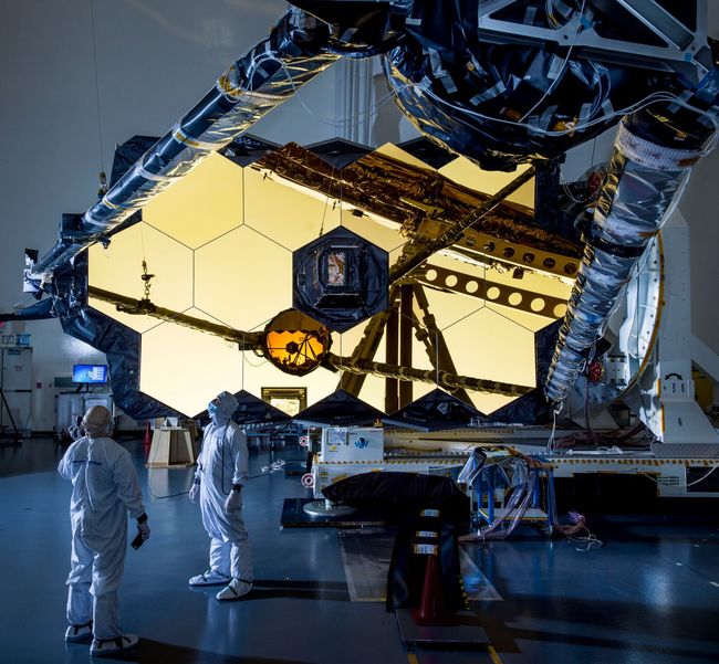 NASA's Next Big Space Telescope Aces Key Mirror Test (Video)