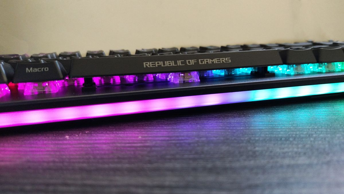 ASUS ROG Strix Flare II Animate lights