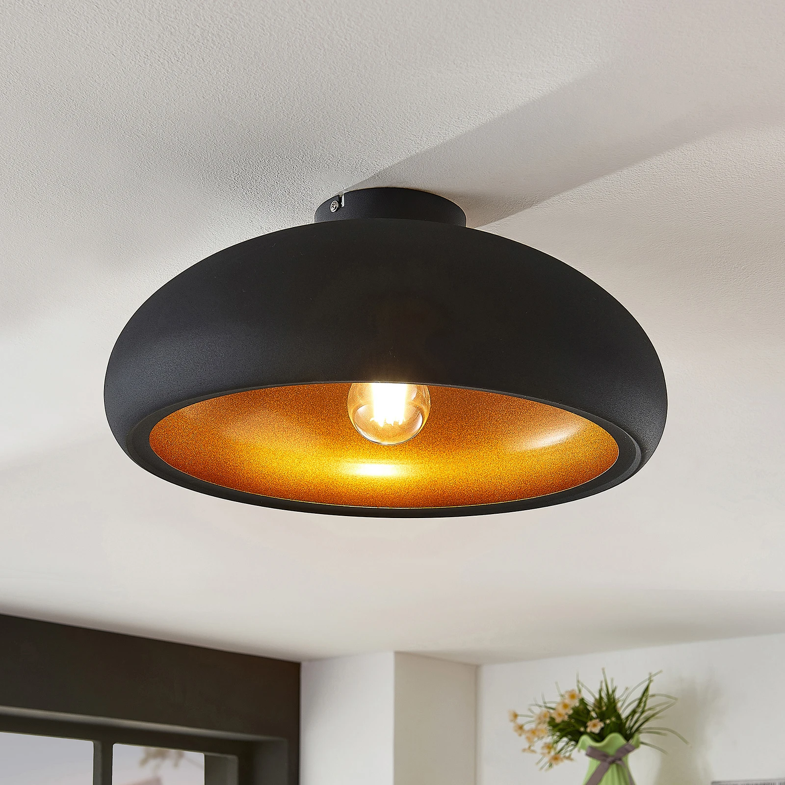 Lindby Gerwina Ceiling Lamp, Black/gold, Metal, 40 Cm, E27