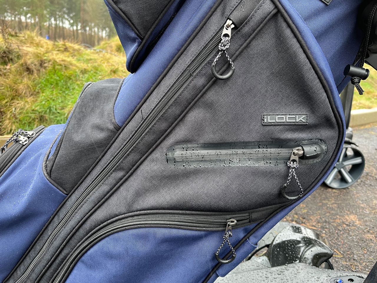 The waterproof valuables pocket on the wilson ilock cart bag
