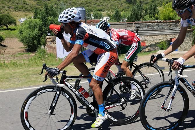 Local rider Leandro Messineo (San Luis Somos Todos) was part of the early break.