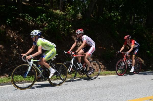 Tim Duggan (Liquigas-Cannondale), Phillip Gaimon (Kenda-5 Hour Energy), and Matthew Busche (RadioShack) broke away on the 2nd long lap.