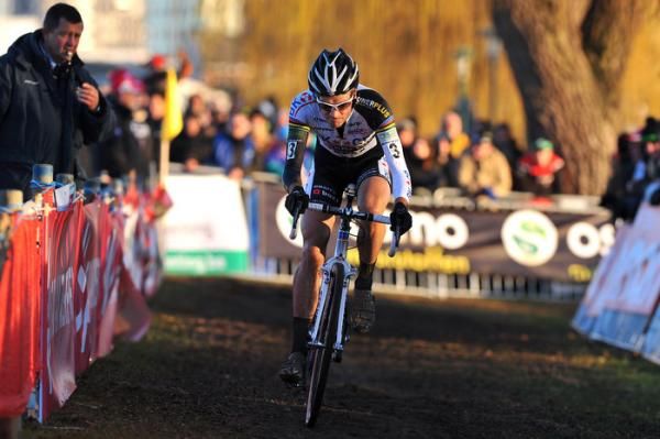 Niels Albert on his way to a Belgian 'cross title.