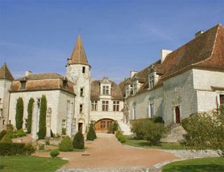 Perigord castle for sale