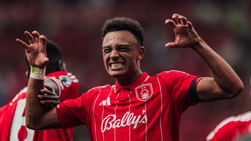 Dan N&#039;Doye of Nottingham Forest celebrates his opening day goal with team mates during the Premier League match between Nottingham Forest and Brentford at City Ground on August 17, 2025 in Nottingham, United Kingdom. 