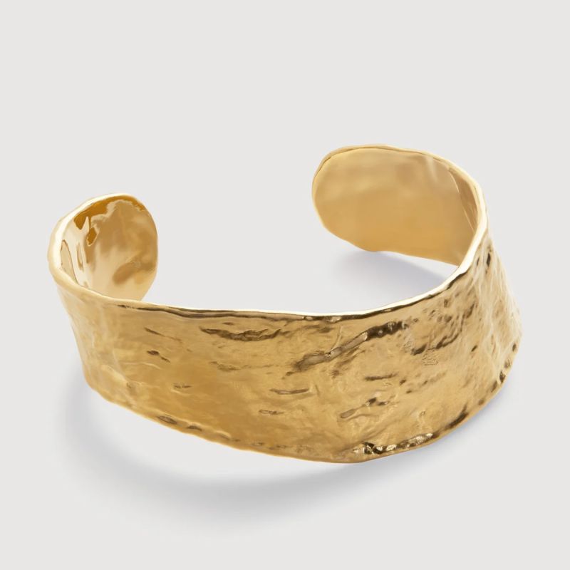 Image of gold cuff