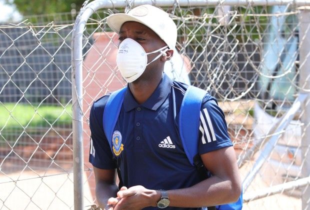 Shonga pens emotional farewell message to Pirates | FourFourTwo