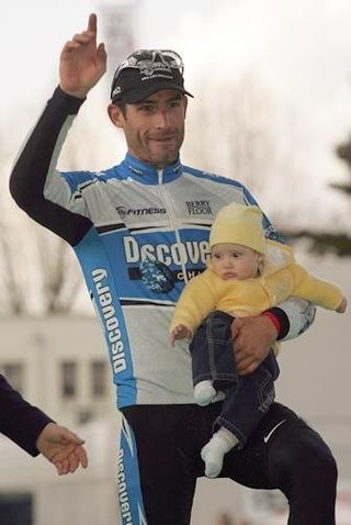George Hincapie (Discovery) on the podium in 2005
