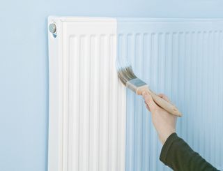 How to paint behind a radiator