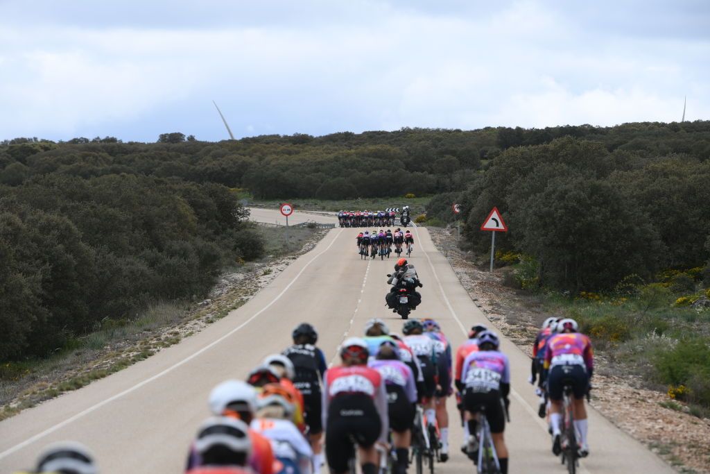 BURGOS SPAIN MAY 16 A general view of the peloton passing through a landscape during the 9th Vuelta a Burgos Feminas 2024 Stage 1 a 123km stage from Villagonzalo Pedernales to Burgos UCIWWT on May 16 2024 in Burgos Spain Photo by Alex BroadwayGetty Images