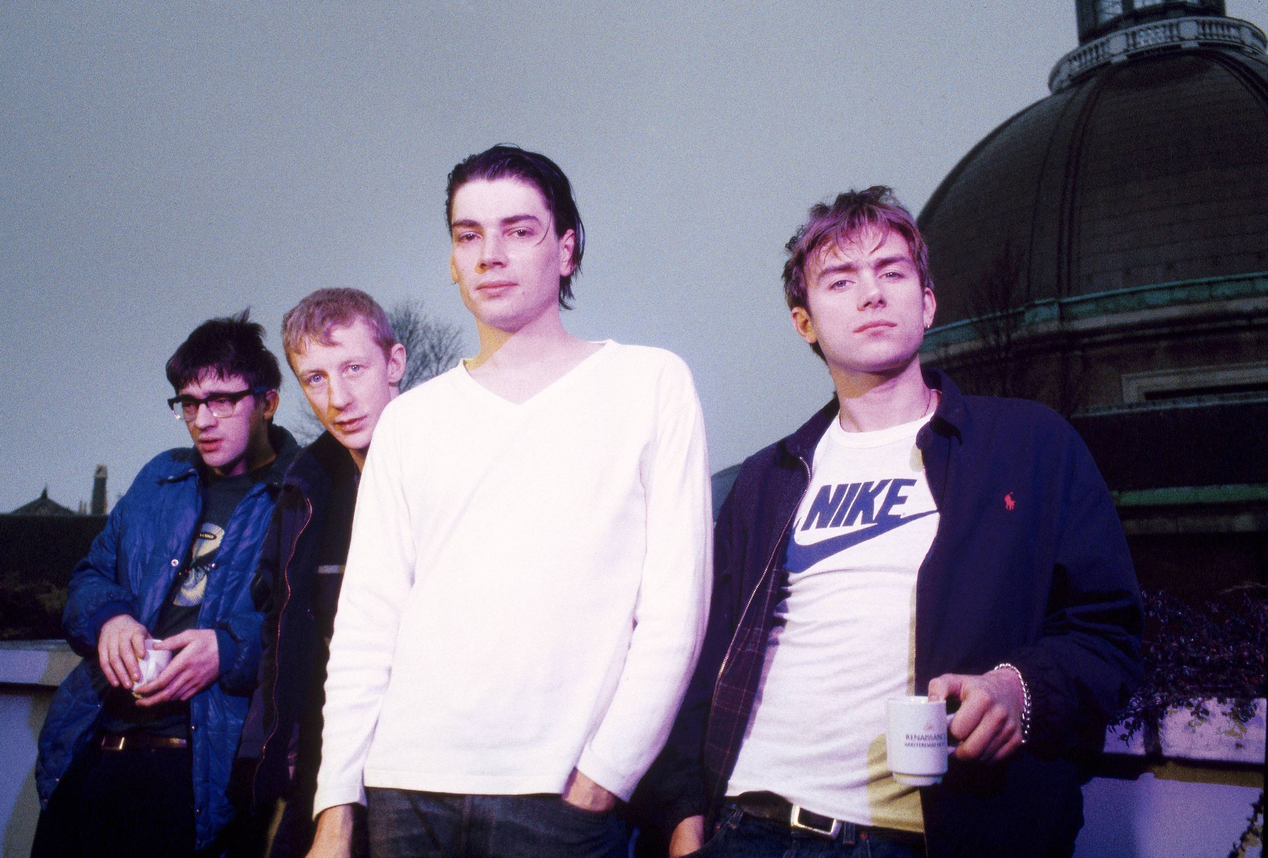 BLUR és Dave ROWNTREE és Graham COXON és Damon ALBARN és Alex JAMES