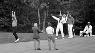 Fuzzy Zoeller and Jerry Beard celebrate GettyImages-476620915