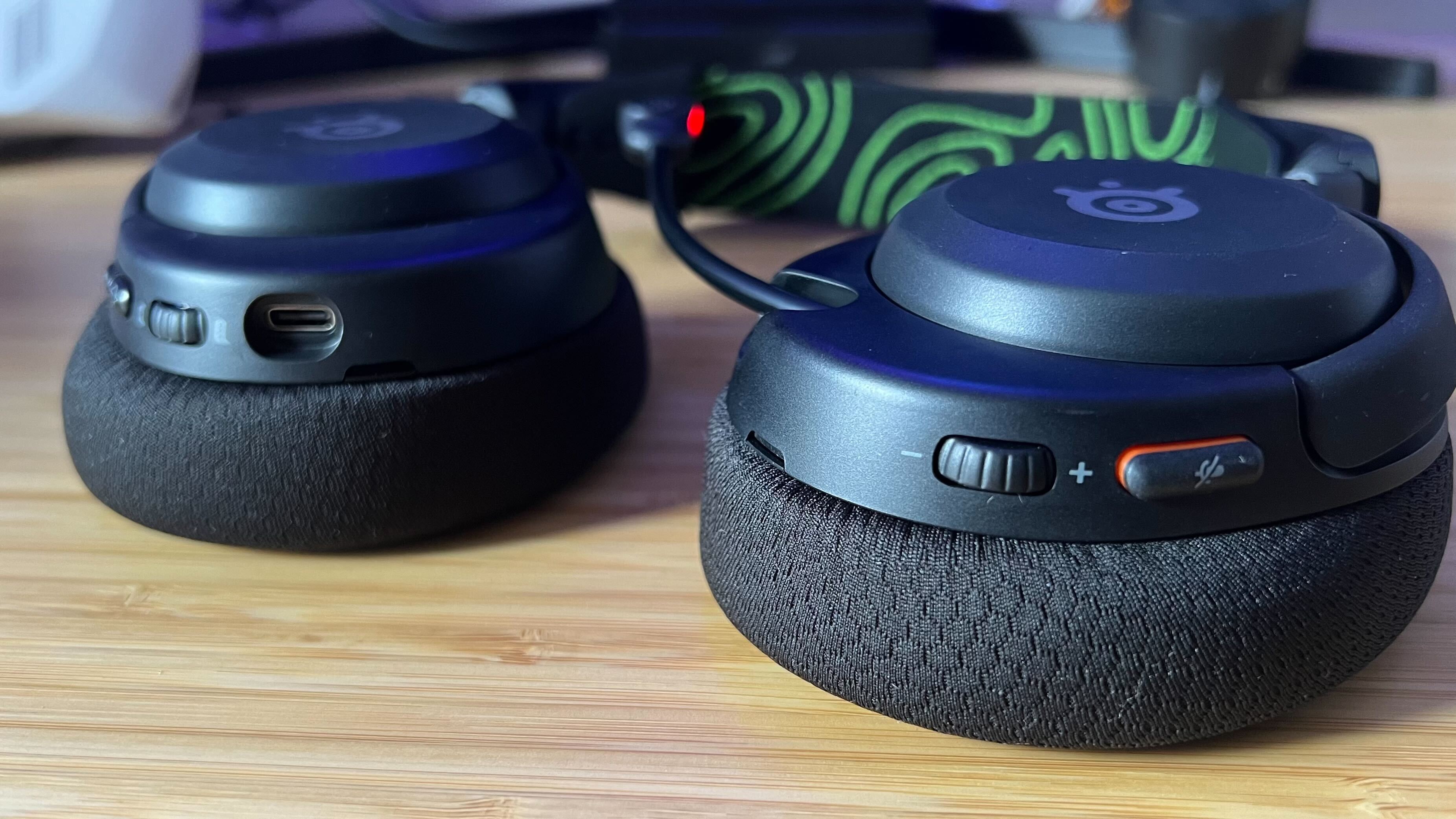 Close up on controls and ports of SteelSeries Arctis Nova 5 WIreless