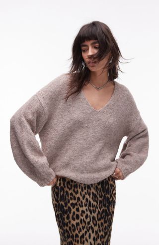 Oversize V-Neck Sweater