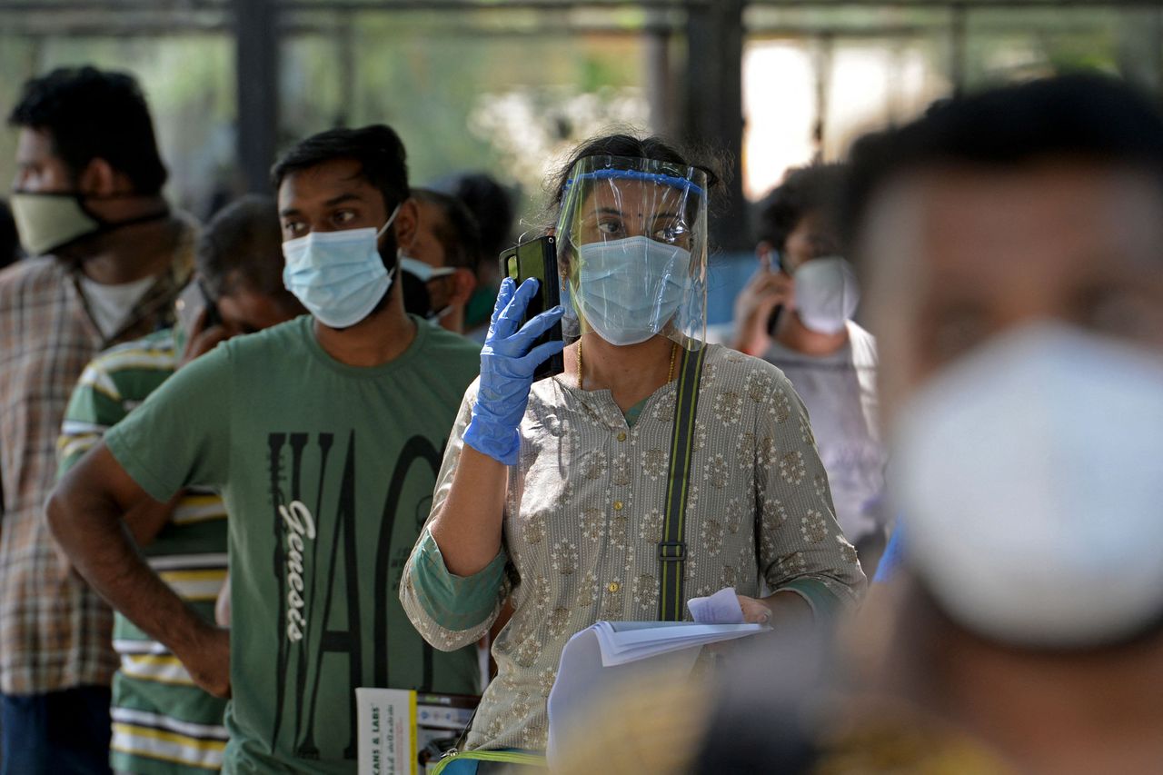 A queue for coronavirus drugs in India