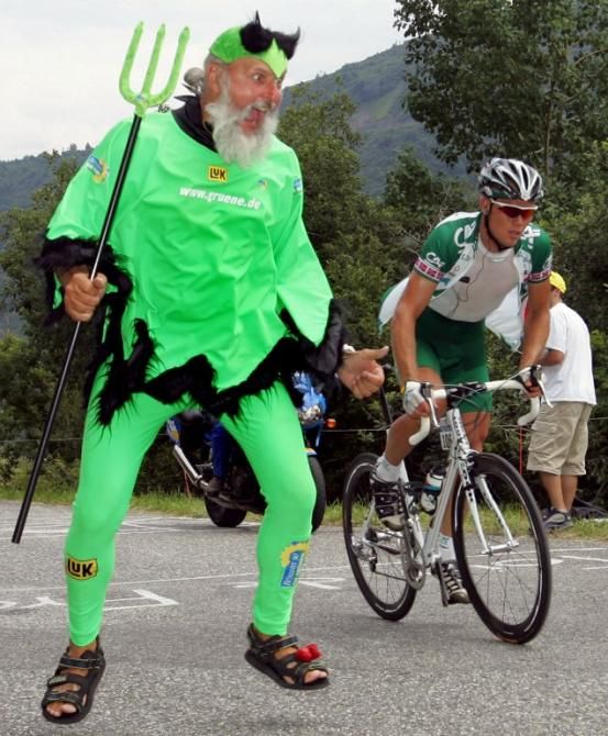 The Devil gives Hushovd his support at the Tour de France