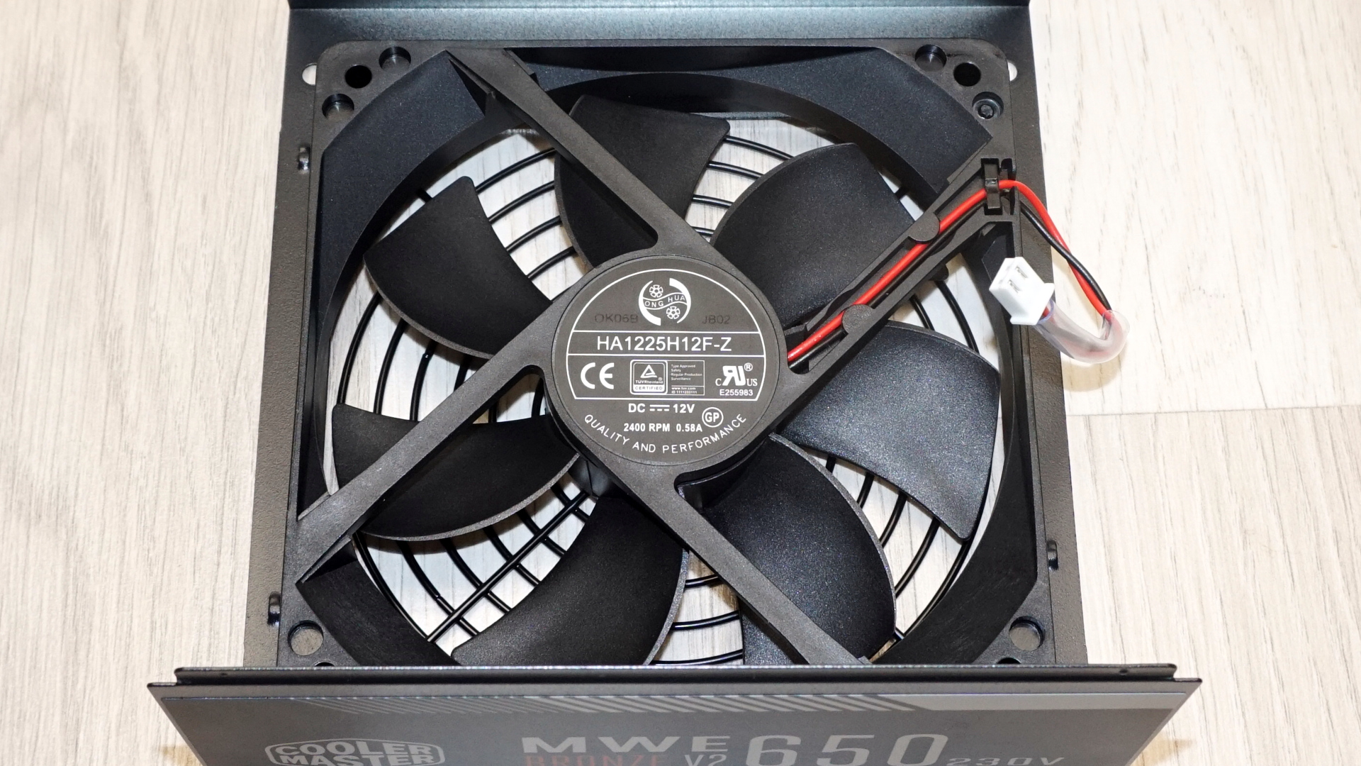 Cooler Master MWE Bronze V2 230V 650W