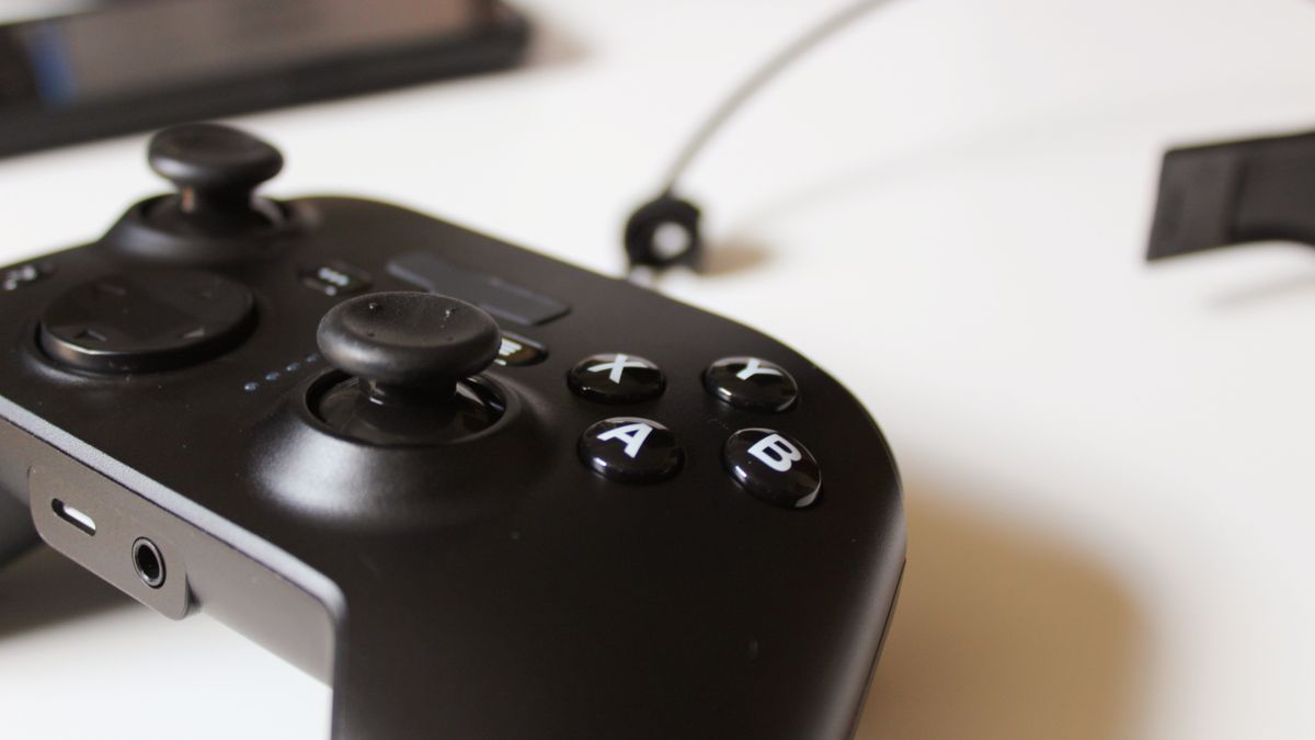 RiotPWR Cloud Gaming Controller for iOS review: Potent iPhone gaming ...