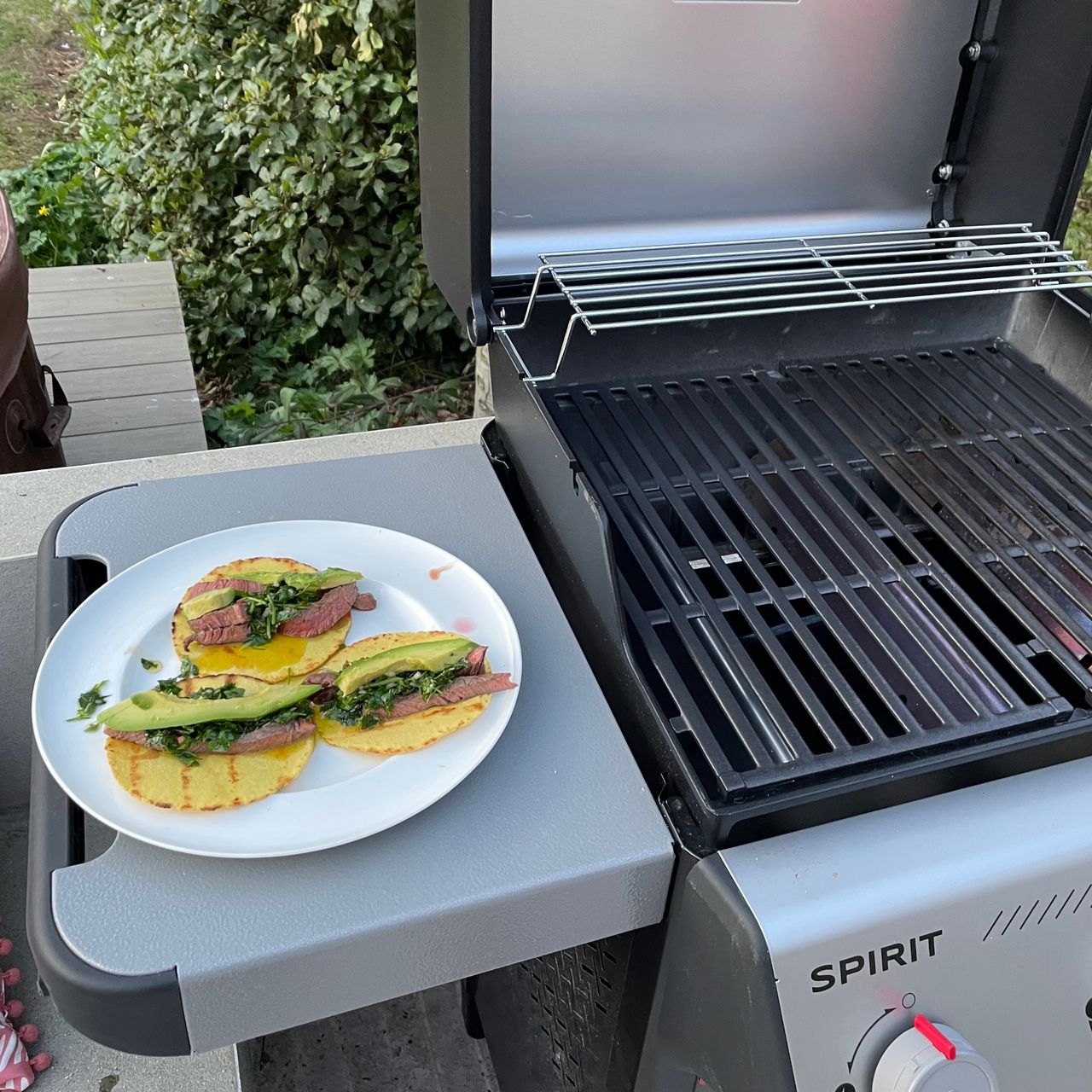 tacos on the weber spirit e310 gas bbq