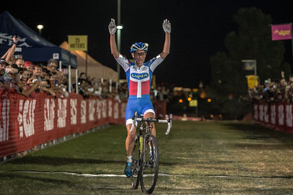 Katarina Nash (Luna) takes the win