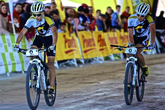 Scott team riders Francesco Guerra and Jose Maria Sanchez finish up