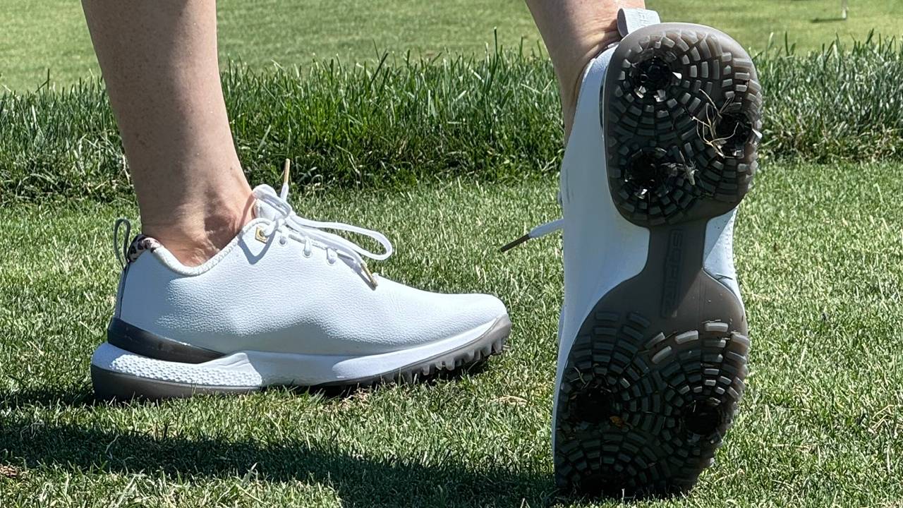 SQAIRZ Ultra Tour-Lite Golf Shoe