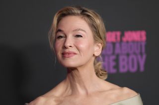 Renee Zellweger chignon hairstyle