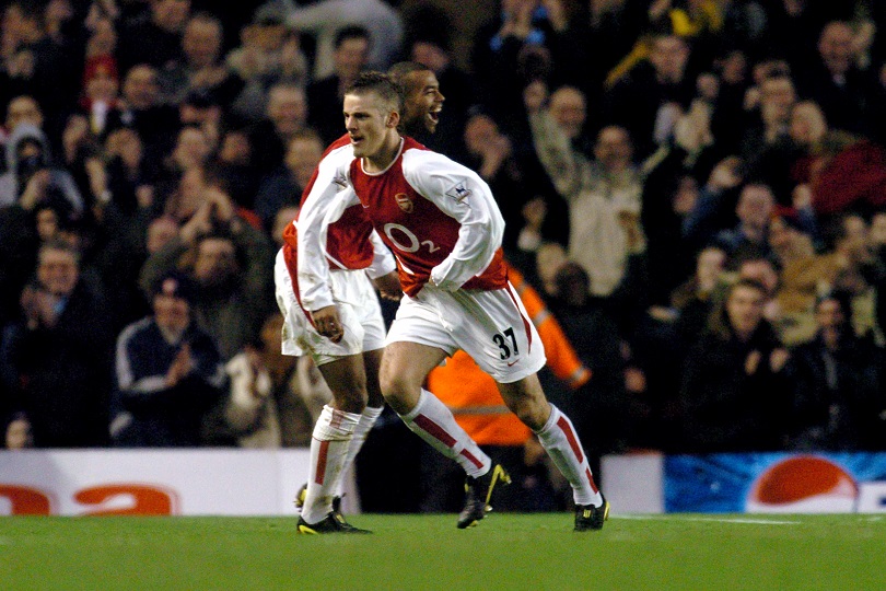 David Bentley segna per l'Arsenal contro il Middlesbrough nel quarto turno della FA Cup a Highbury