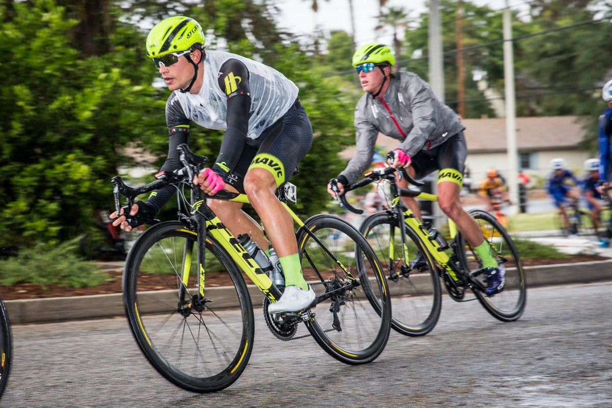 There were several rain capes for the final wet stage on show