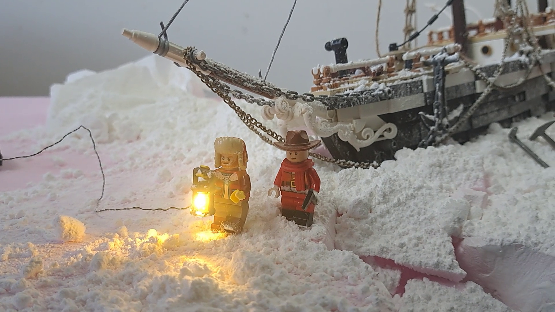 Even though they are miniature, the figures must create emotions and movement