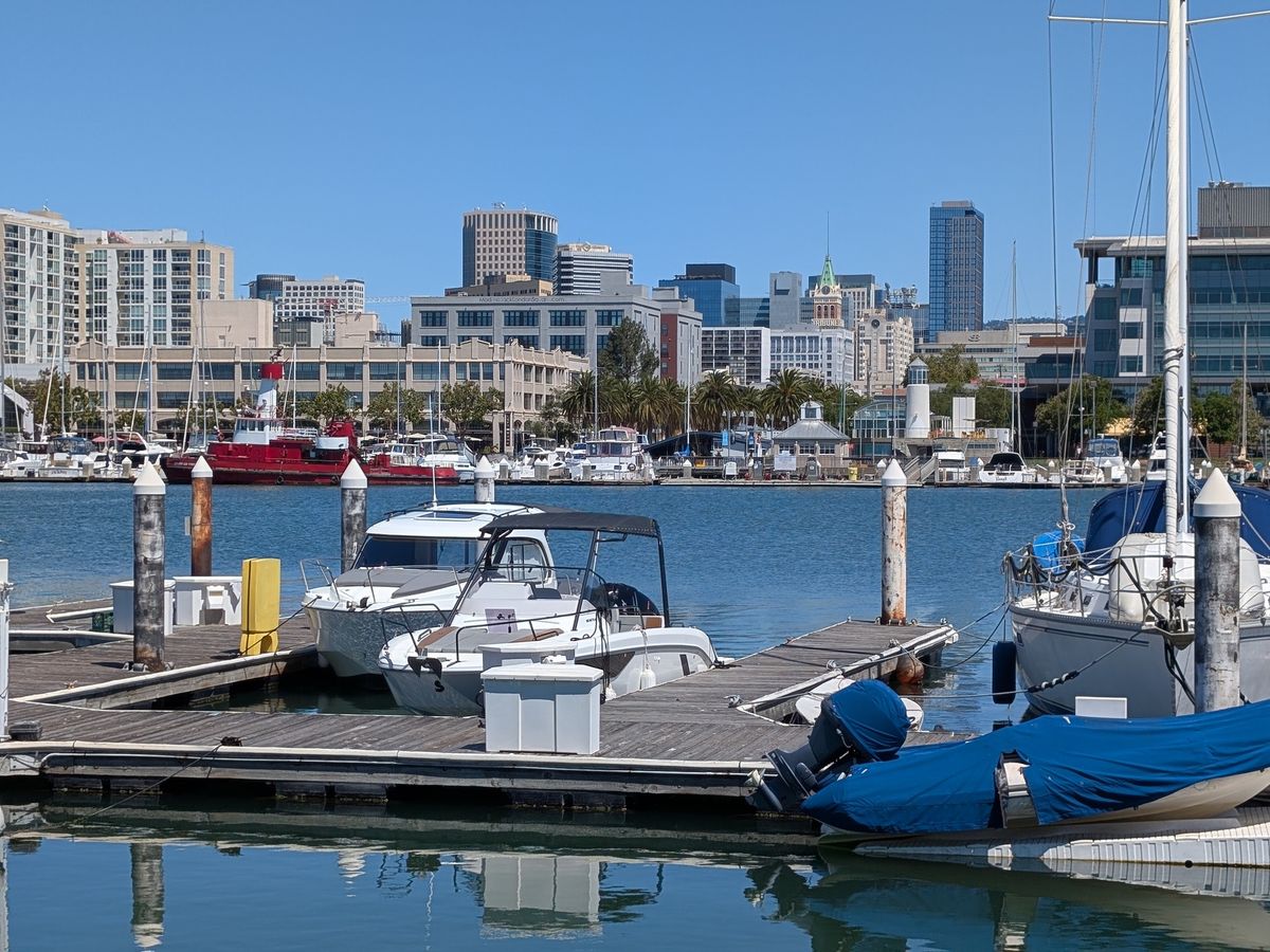 oakland skyline by pixel 9 pro