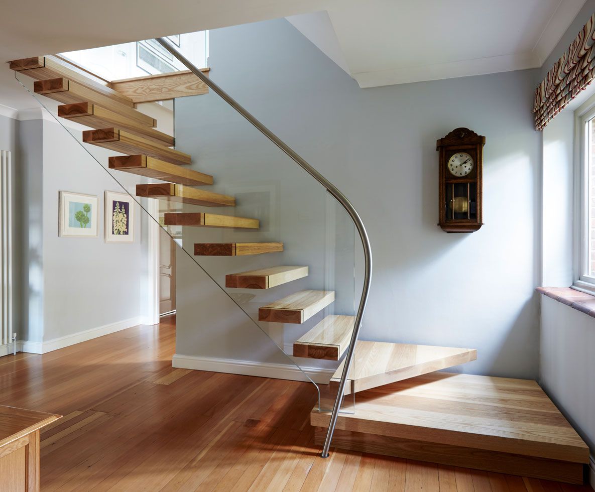 Floating Staircase Design by Bisca