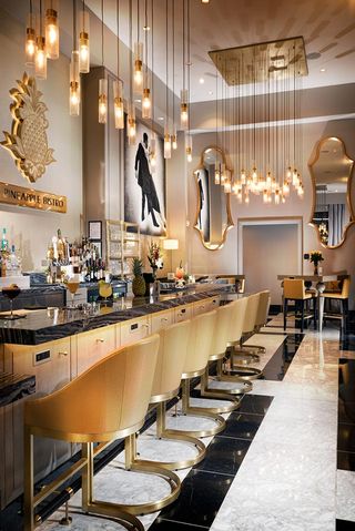 The bar counter with mirror on wall at The Alise, San Francisco, USA