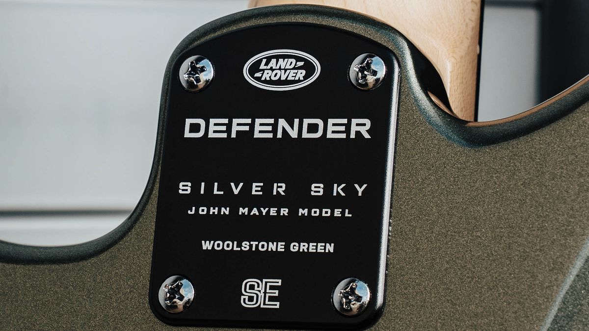 PRS SE Silver Sky Defender
