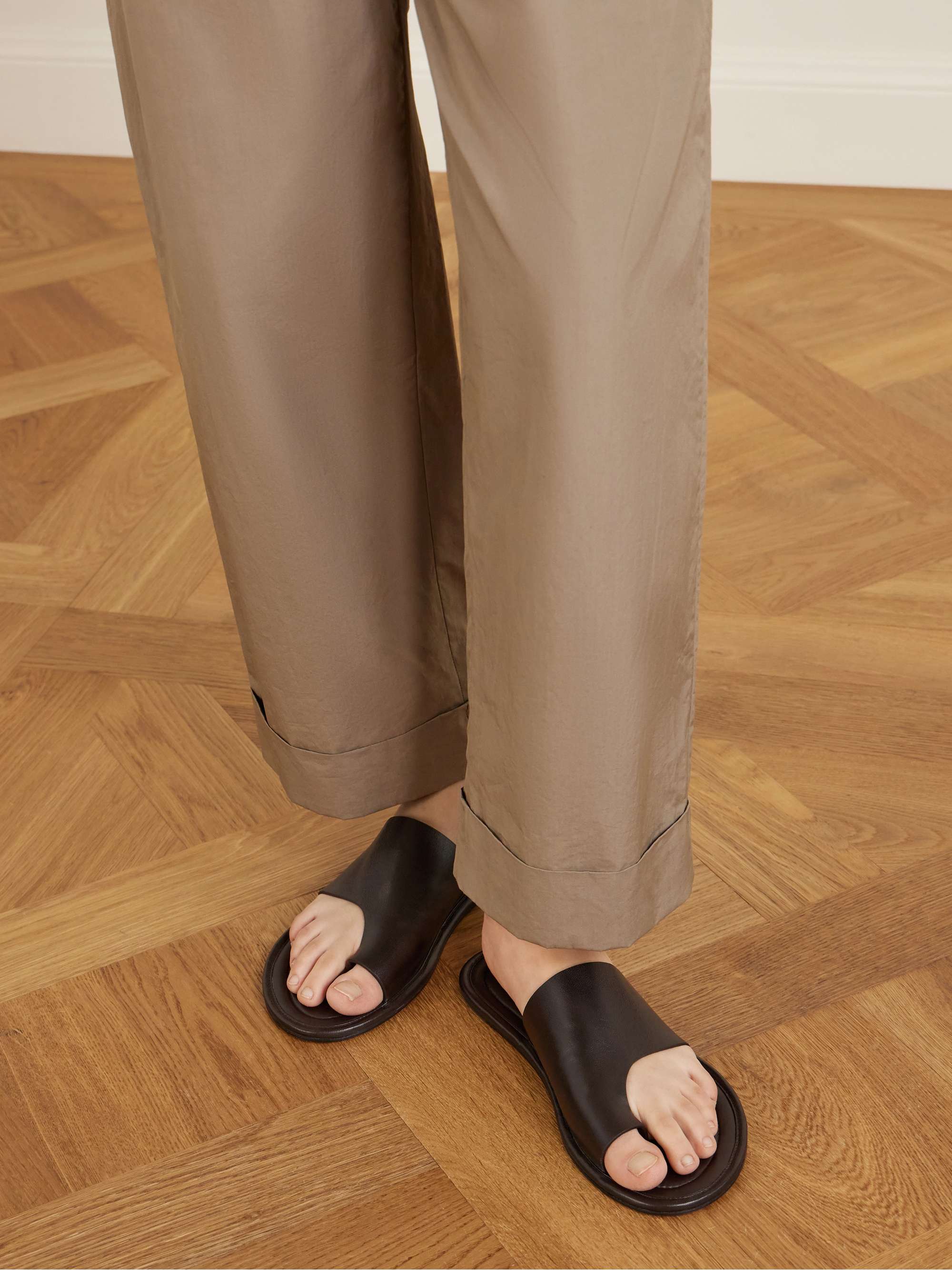 malik leather sandals