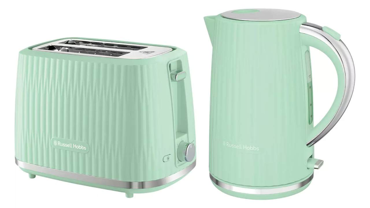 Russell Hobbs Eden Pistachio Kettle and Toaster