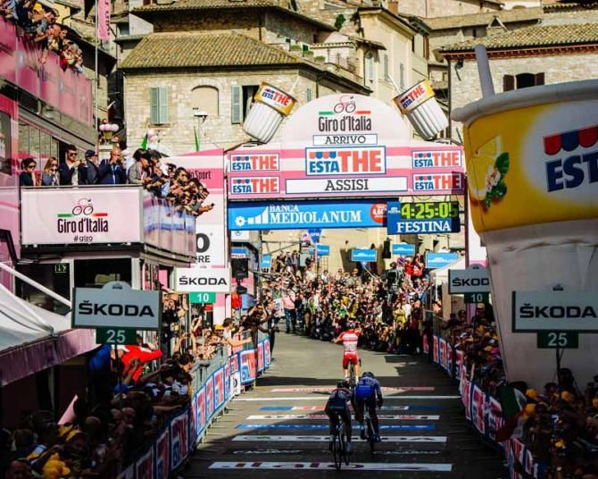 Joaquim Rodriguez raises his arms in triumph after a great victory in Assisi