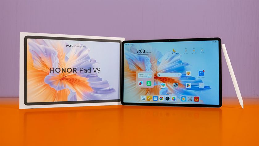 The Honor Pad V9 with its box alongside the Honor Pencil 3 