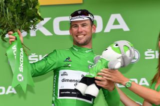 Mark Cavendish wins stage 3 of the 2016 Tour de France