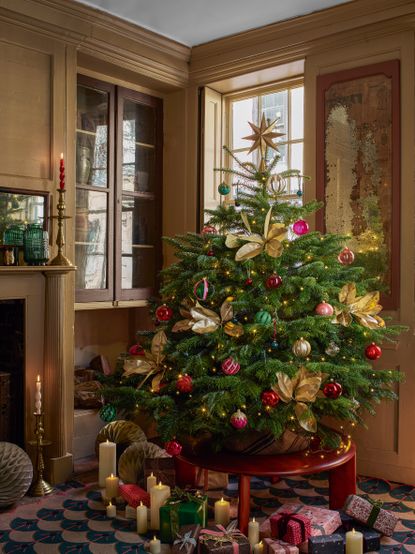 Traditional christmas tree with red and green scheme