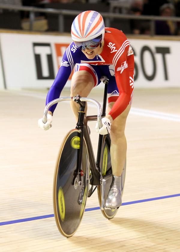 Victoria Pendleton (Great Britain) could only qualify in 7th place in the 200m time trial qualifying round of the women's sprint and will face a tougher route through the quarter finals