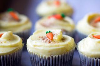 Carrot cake cupcakes