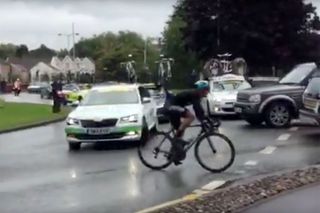 Tour of Britain team cars go the wrong way