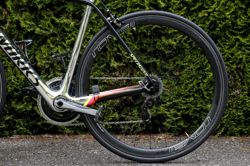 Contador cotinues with his Roval wheels and Specialized S-Works Turbo Tyre combo. Ceramic Speed also look after the hubs and bottom bracket