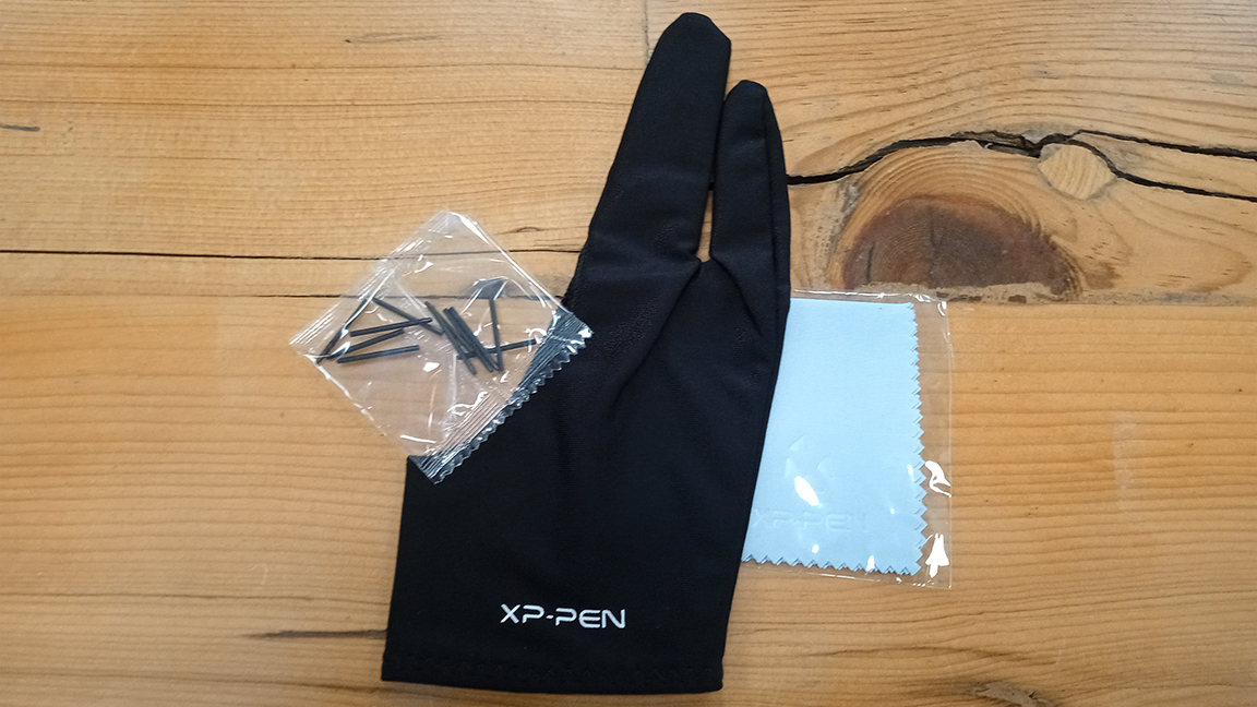 Artist 16 (2nd gen) review; a photo of a glove and nibs
