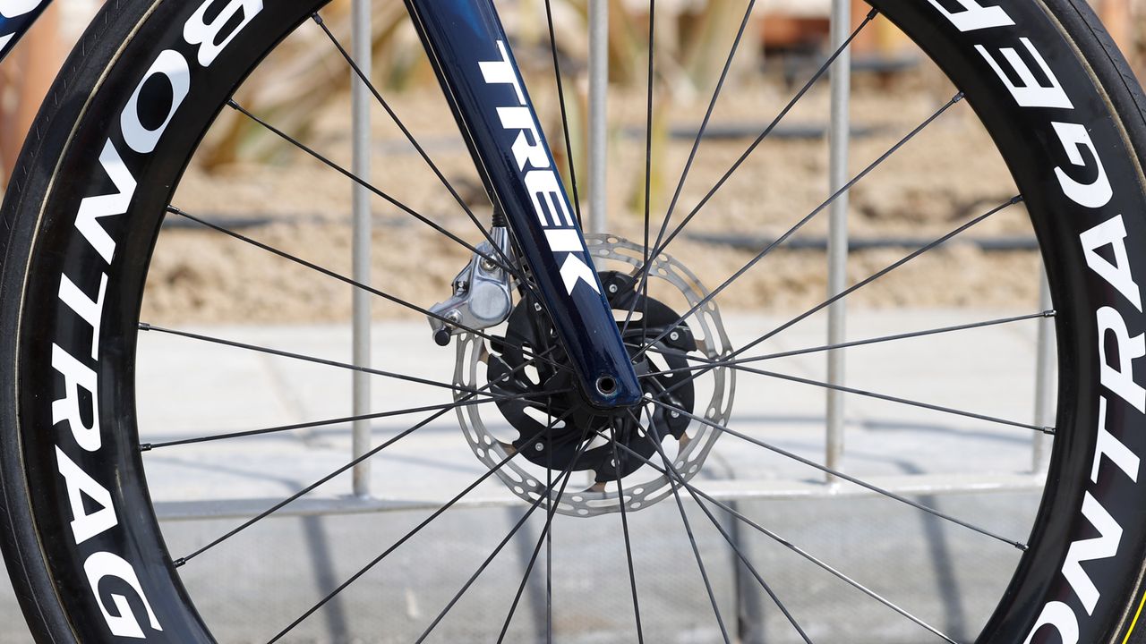 Vincenzo Nibali's Trek &Eacute;monda SLR 9 eTap Disc