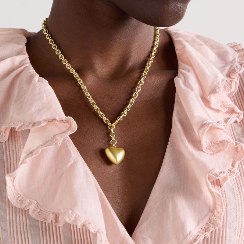 Roxanne Assoulin necklace on model