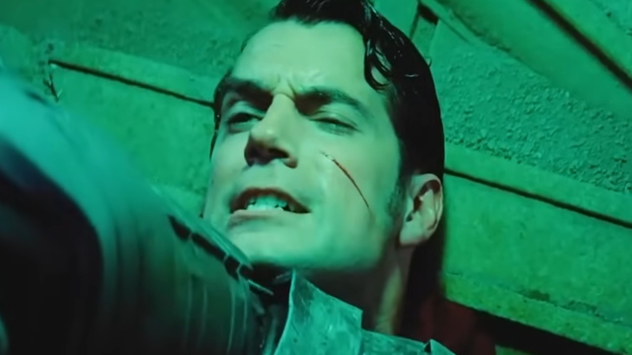 ヘンリー・カヴィル、『バットマン vs スーパーマン ジャスティスの誕生』でバットマンにマーサを救ってほしいと頼む