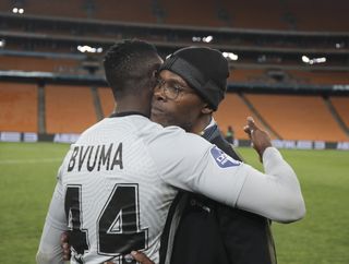 Kaizer Chiefs' Arthur Zwane and Bruce Bvuma 