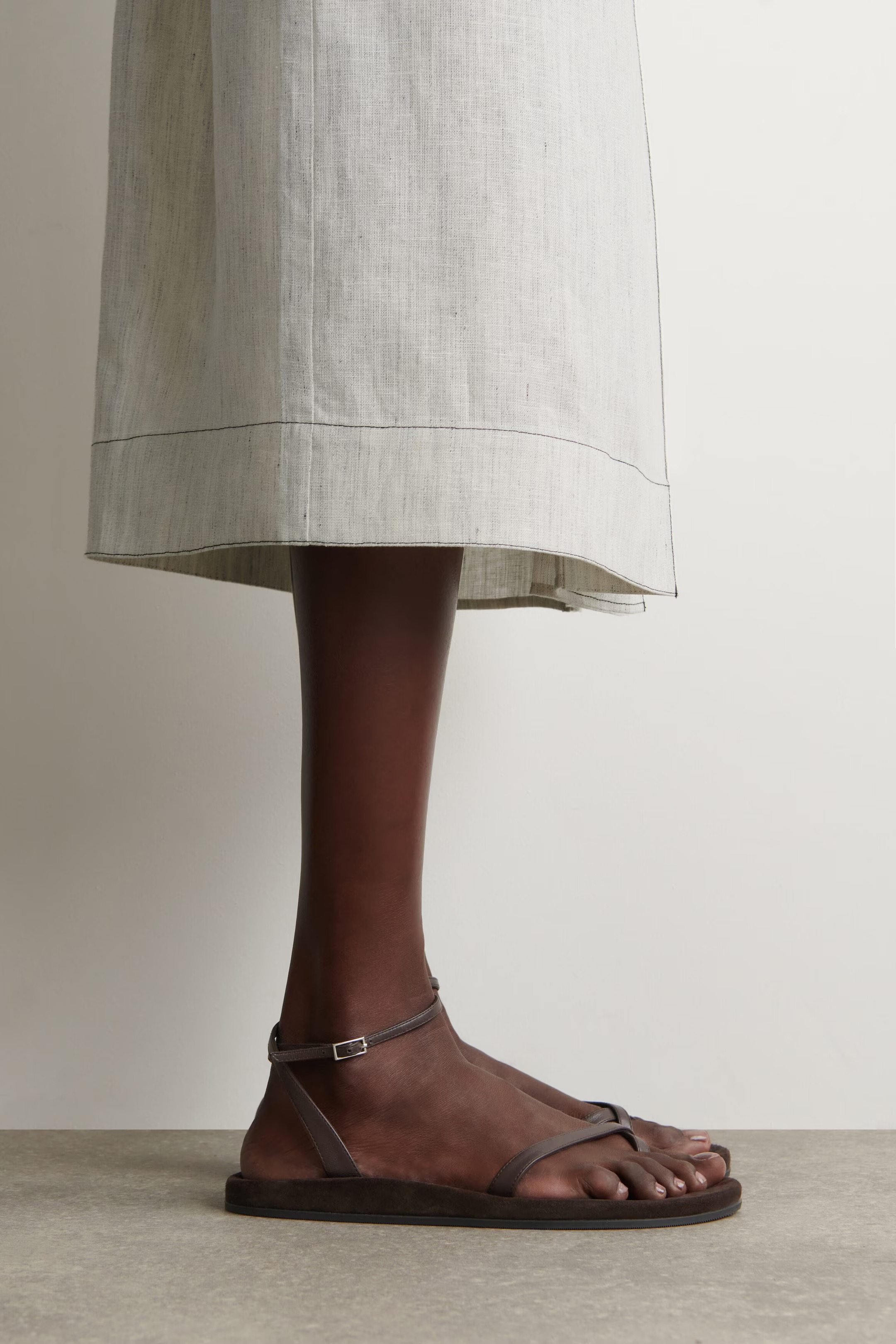 Minimal Leather Sandals